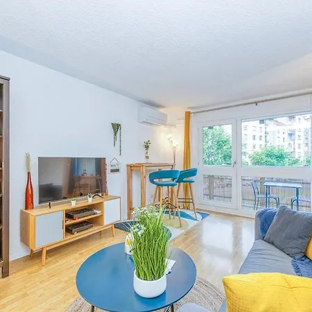 Apartamento Charming T2, Wifi, Air Conditioning, Balcony