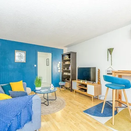 Apartamento Charming T2, Wifi, Air Conditioning, Balcony